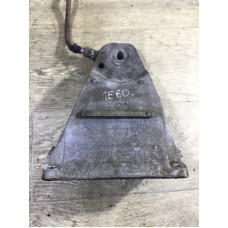 Кронштейн подушки двигателя