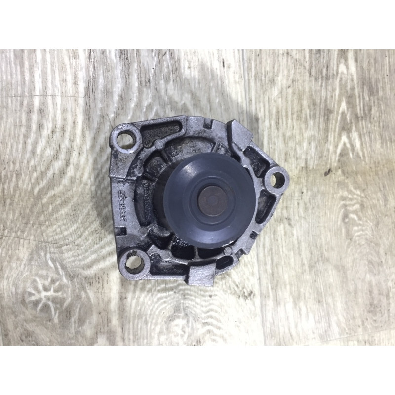 Помпа (система охлаждения) Opel Insignia A 2012 2.0 DTH 55568637