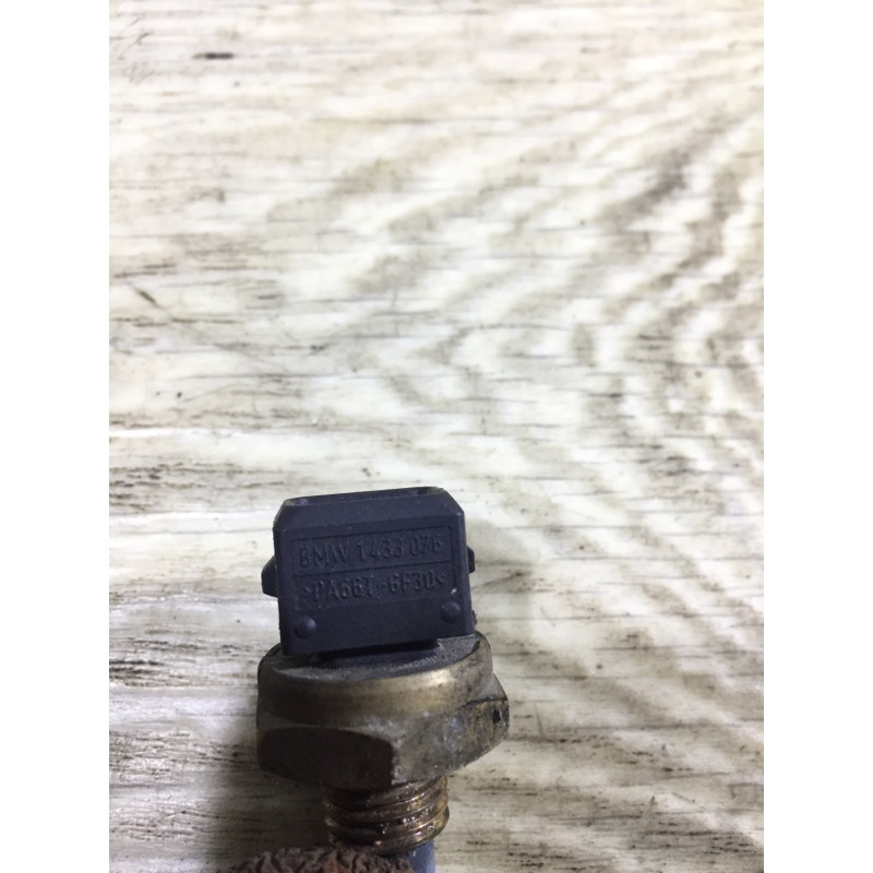 Датчик температуры (электрика / датчики) BMW 5-series E60 2004 M54B22 13621433076