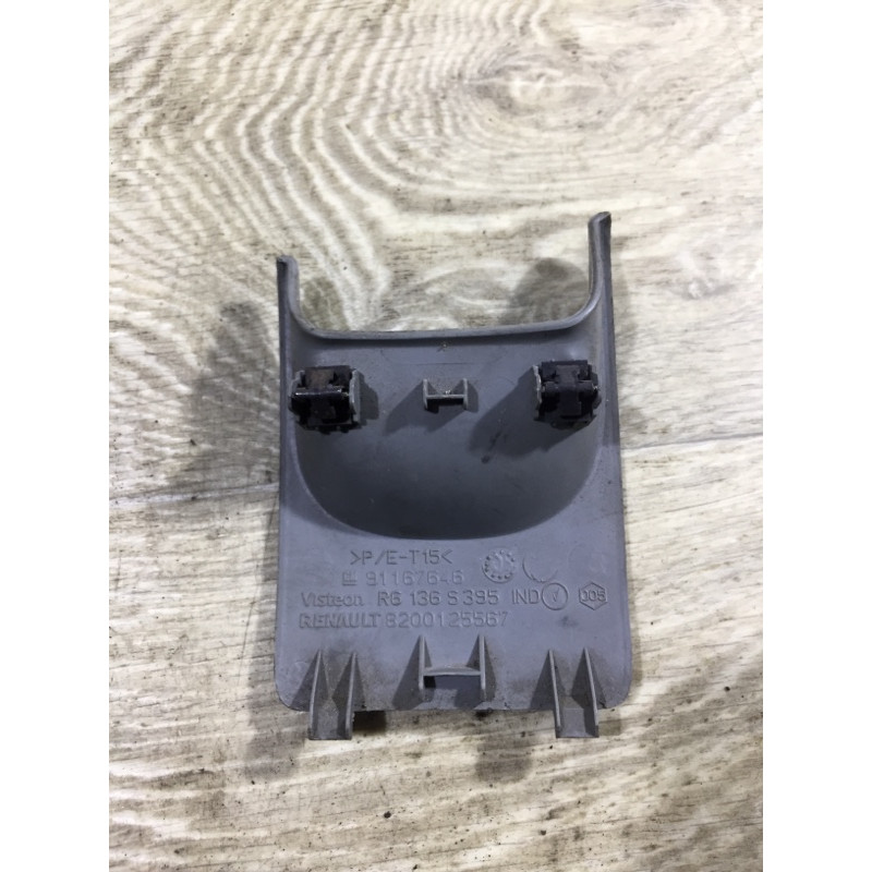 Заглушка (салон) Opel Vivaro 1 2007 1.9 D 8200125567