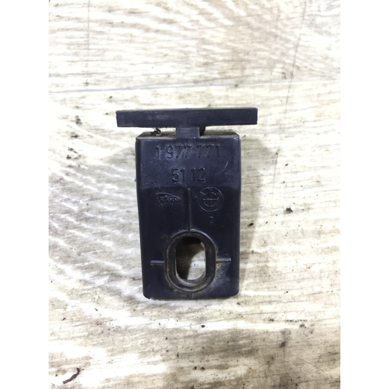 Крепление бампера (кузов и элементы) BMW 3-series E36 51121977771