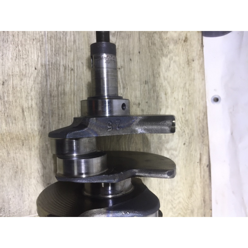 Коленвал (двигатель и элементы) AUDI A6 C5 2001 2.5 AKE