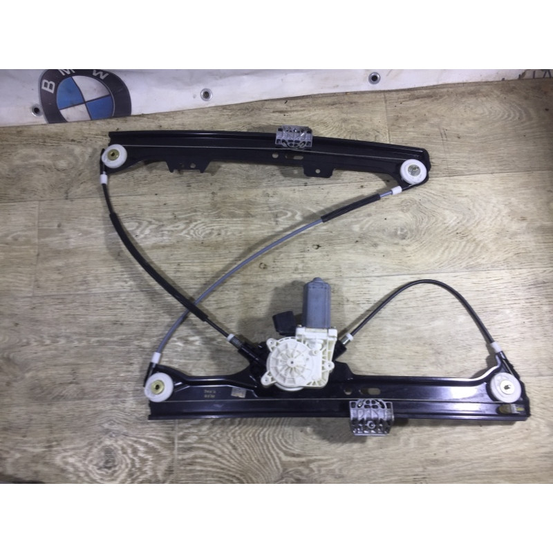 Механизм стеклоподъемника с мотором (кузов и элементы) BMW 5-series E60 2005 N52B25 51357075667