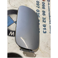 Лючок топливного бака