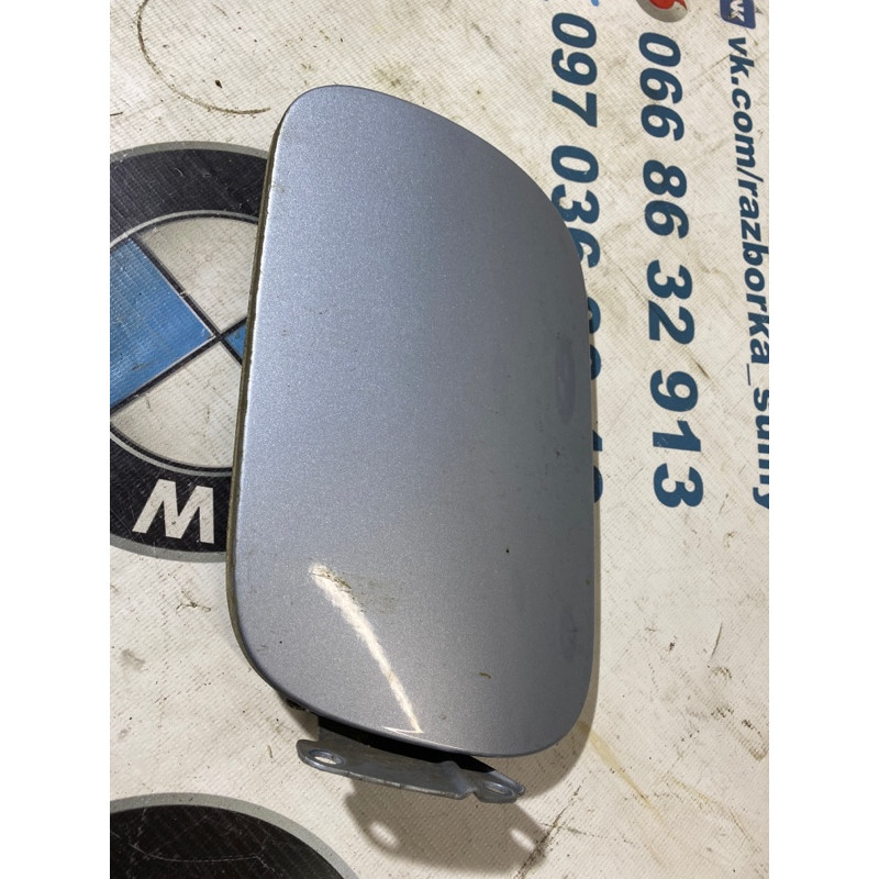 Лючок топливного бака (кузов и элементы) Volkswagen Touareg 7L 2004 3.2 7L6809905B
