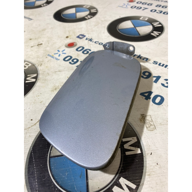 Лючок топливного бака (кузов и элементы) Volkswagen Touareg 7L 2004 3.2 7L6809905B