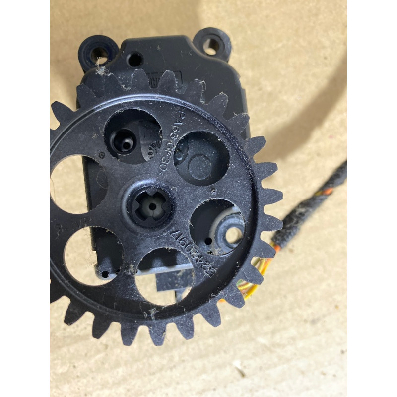 Привод заслонки отопителя (отопление и кондиционирование) CHEVROLET Cruze J300 2012 1.8 16451056