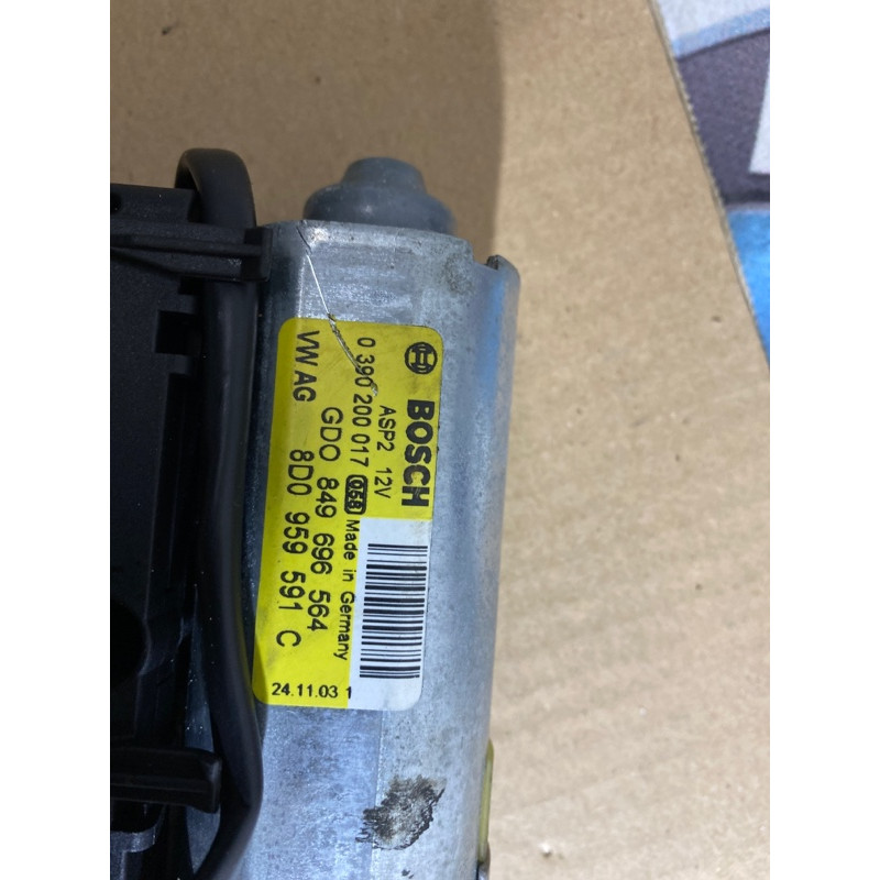 Мотор люка (електрика) Volkswagen Touareg 7L 2004 3.2 8d0959591c