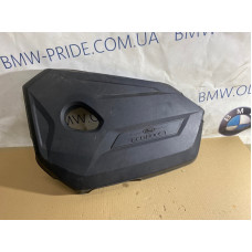 Декоративная крышка двигателя