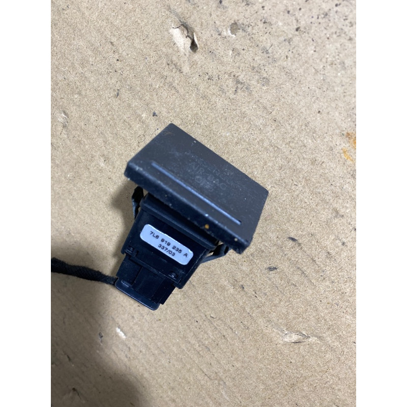 Кнопка AirBag (електрика / кнопки) Volkswagen Touareg 7L 2004 3.2 7l6919235a
