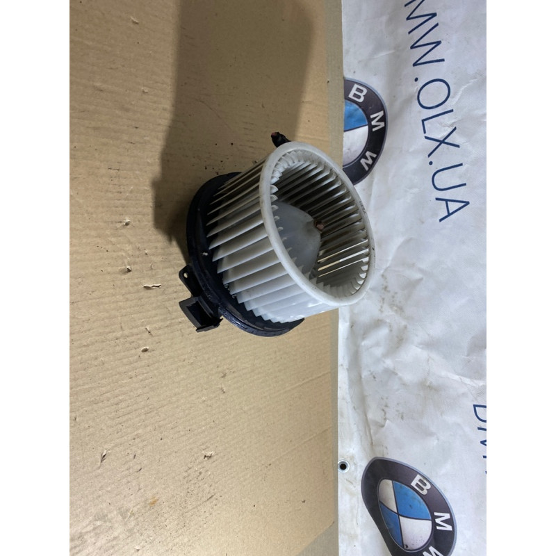 Мотор печки (отопление и кондиционирование) Hyundai Sonata YF 2013 2.4 f00s3b2381