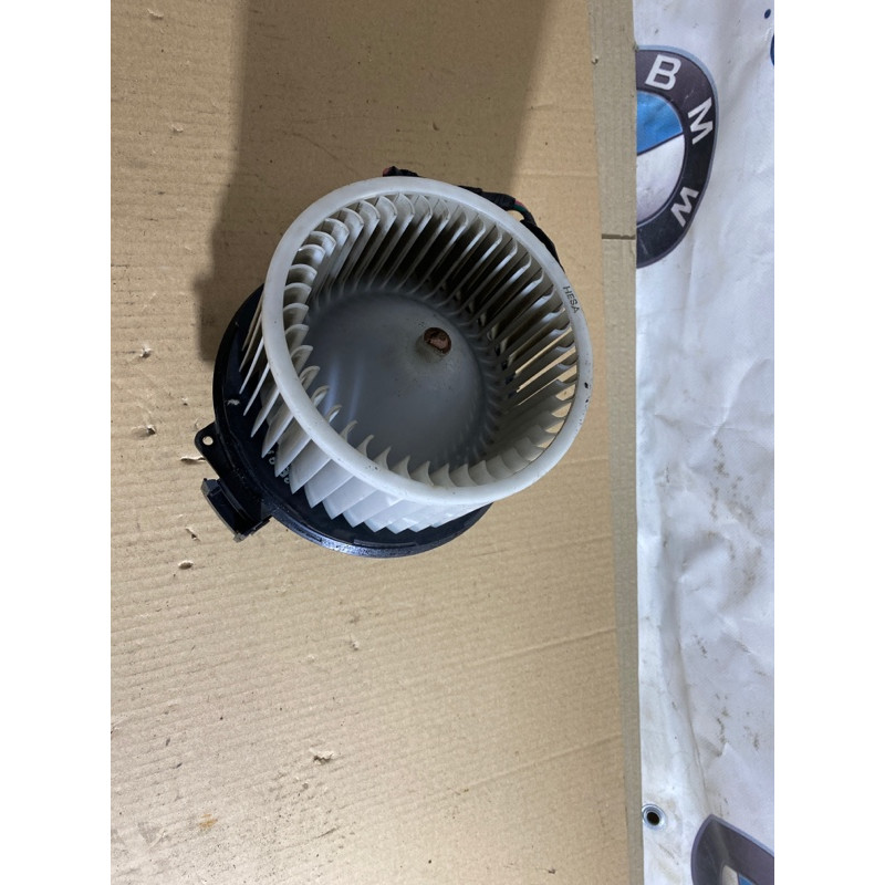 Мотор печки (отопление и кондиционирование) Hyundai Sonata YF 2013 2.4 f00s3b2381