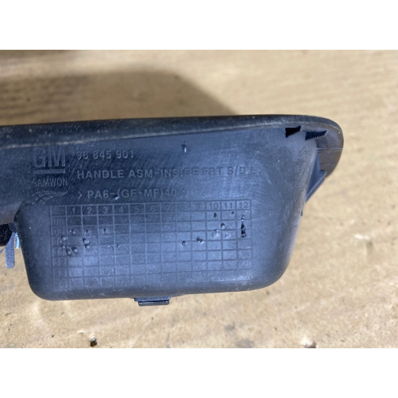 Ручка двери внутренняя (салон) CHEVROLET Cruze J300 2012 1.8 96845901