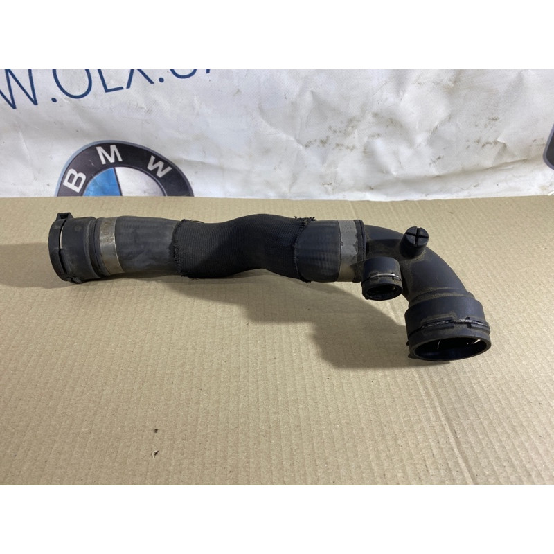 Патрубок (система охлаждения) BMW 3-series E46 2001 M54B30 17127510952