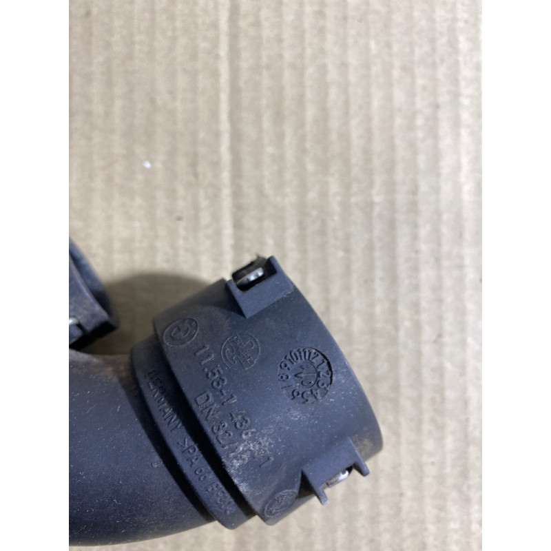 Патрубок (система охлаждения) BMW 3-series E46 2001 M54B30 17127510952