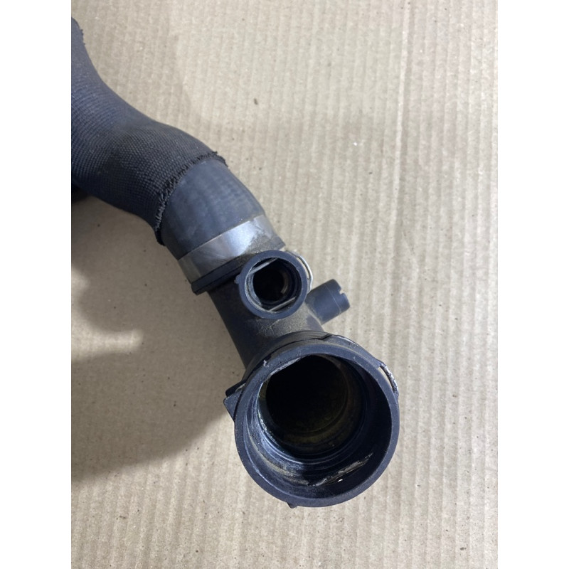 Патрубок (система охлаждения) BMW 3-series E46 2001 M54B30 17127510952