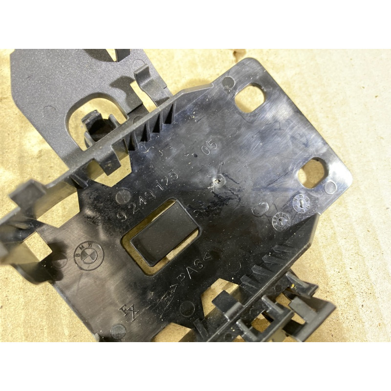 Кронштейн сидения (салон) BMW 3-series F30 2013 N26B20 61359249125