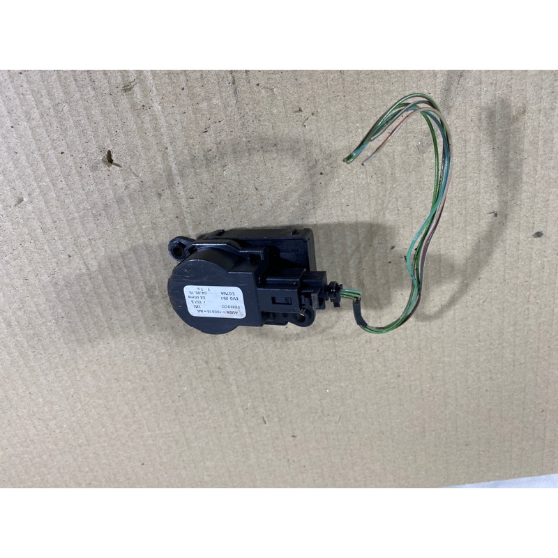 Привод заслонки отопителя (отопление и кондиционирование) FORD Focus MK3 2015 2.0 av6n19e616aa