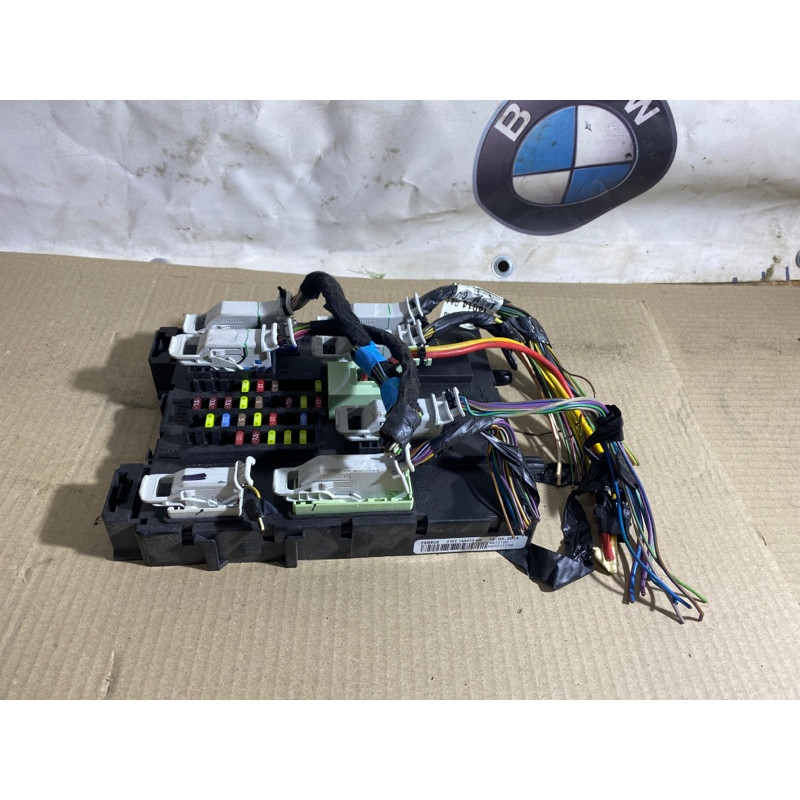 Блок предохранителей (электрика) FORD Focus MK3 2015 2.0 f1ft14a073gg