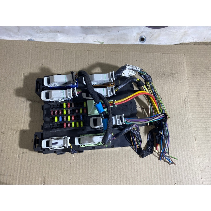 Блок предохранителей (электрика) FORD Focus MK3 2015 2.0 f1ft14a073gg