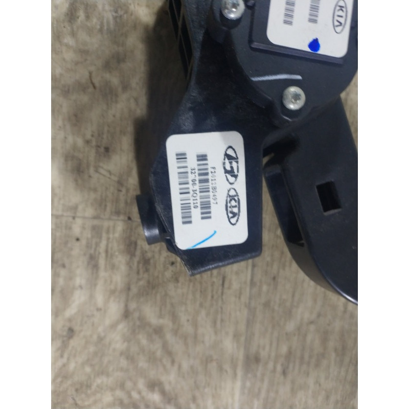 Педаль газа (электрика двигателя) Hyundai Sonata YF 2013 2.4 327003q110