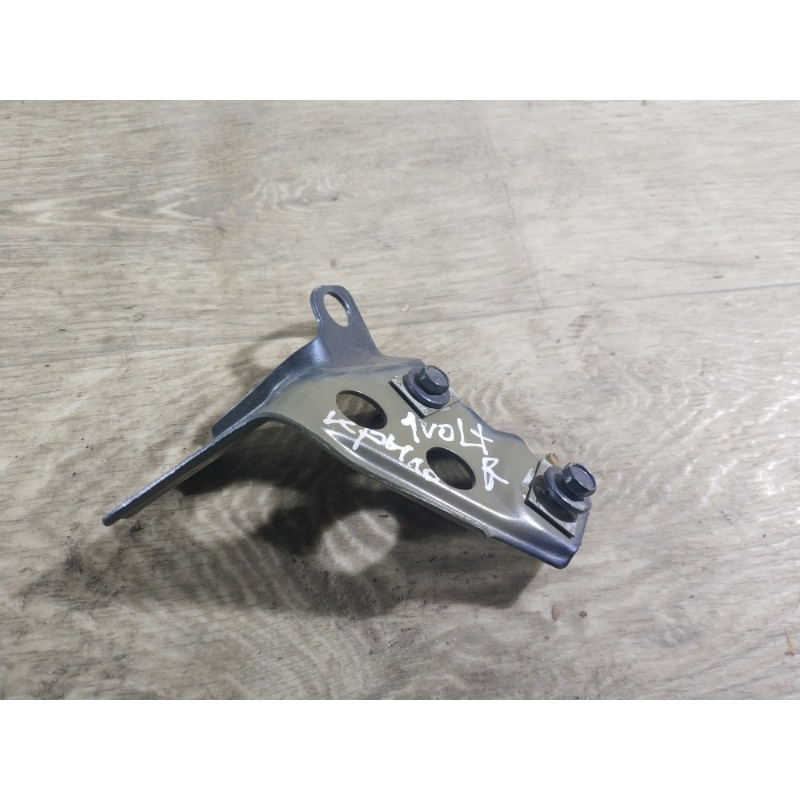 Кріплення крила (кузов і елементи) CHEVROLET Volt 1 2012 1.4 22870063