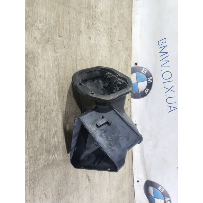 Воздуховод (кузов и элементы) Volkswagen Touareg 7L 2004 3.2 7l0819049