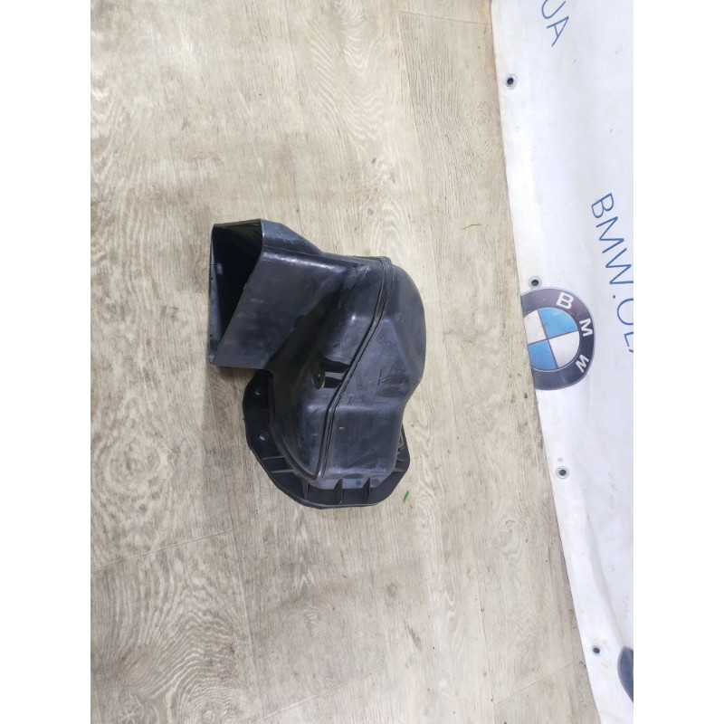 Воздуховод (кузов и элементы) Volkswagen Touareg 7L 2004 3.2 7l0819049