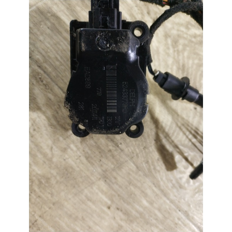 Привод заслонки отопителя (отопление и кондиционирование) CHEVROLET Volt 1 2012 1.4 52433779