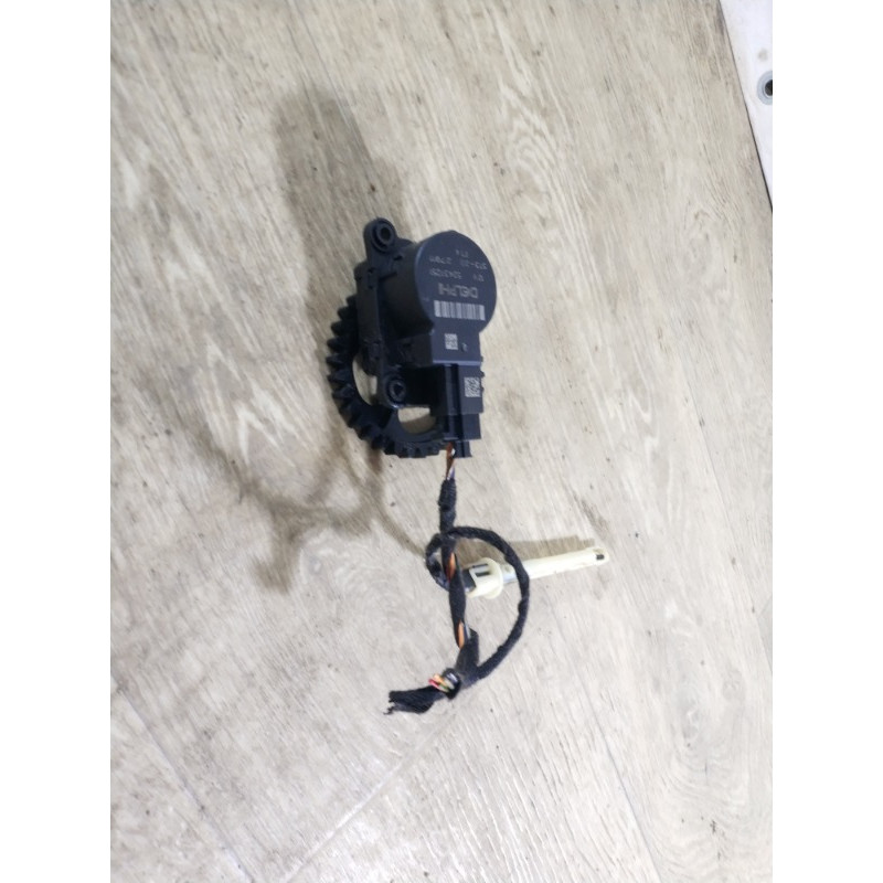 Привод заслонки отопителя (отопление и кондиционирование) CHEVROLET Volt 1 2012 1.4 52437251