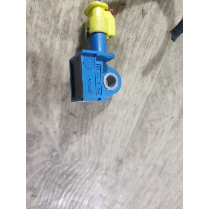 Датчик удара (электрика / датчики) Volkswagen Jetta MK6 2011 2.0 5k0959351a