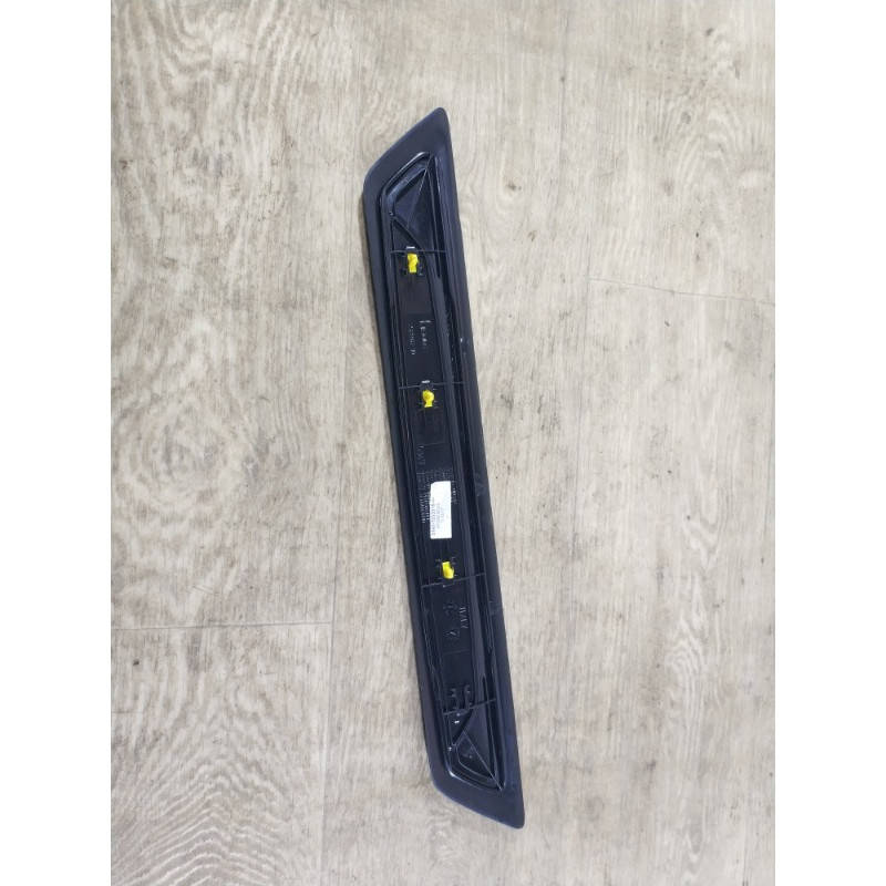 Накладка на поріг (кузов і елементи) BMW 3-series F30 2013 N26B20 51477263315