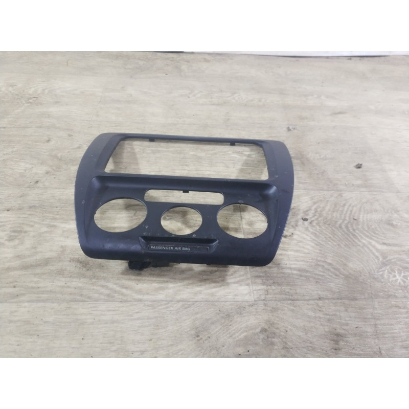 Декоративная накладка торпедо (салон) Volkswagen Jetta MK6 2011 2.0 5c6858071