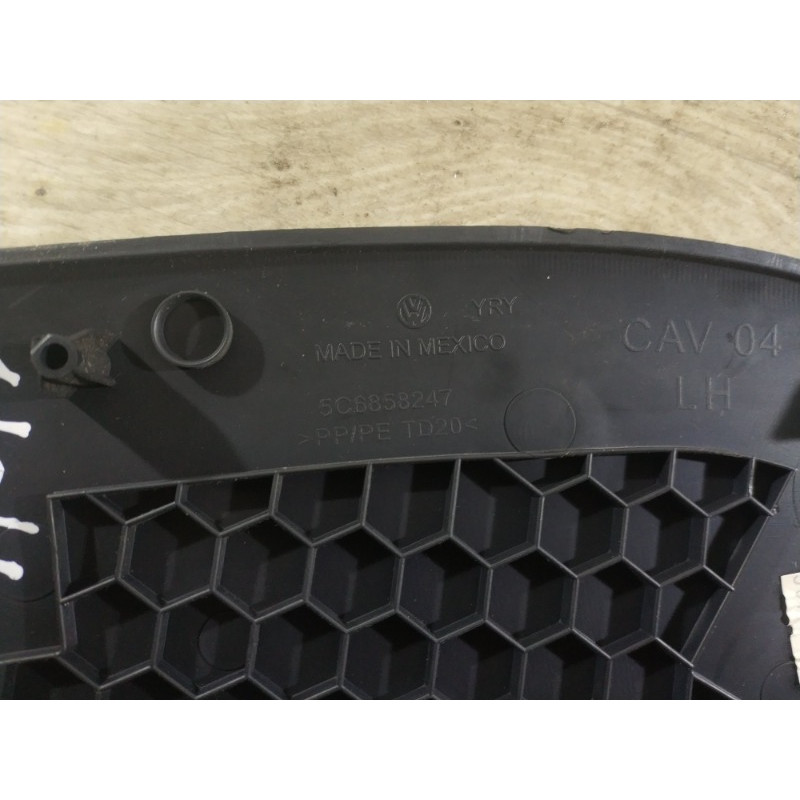 Заглушка торпедо (салон) Volkswagen Jetta MK6 2011 2.0 5c6858247