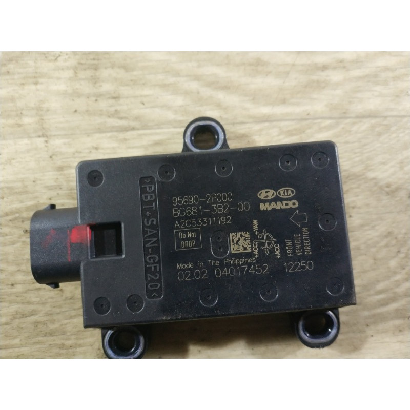 Датчик угла поворота руля (электрика / датчики) KIA Sorento UM 2013 2.4 956902p000