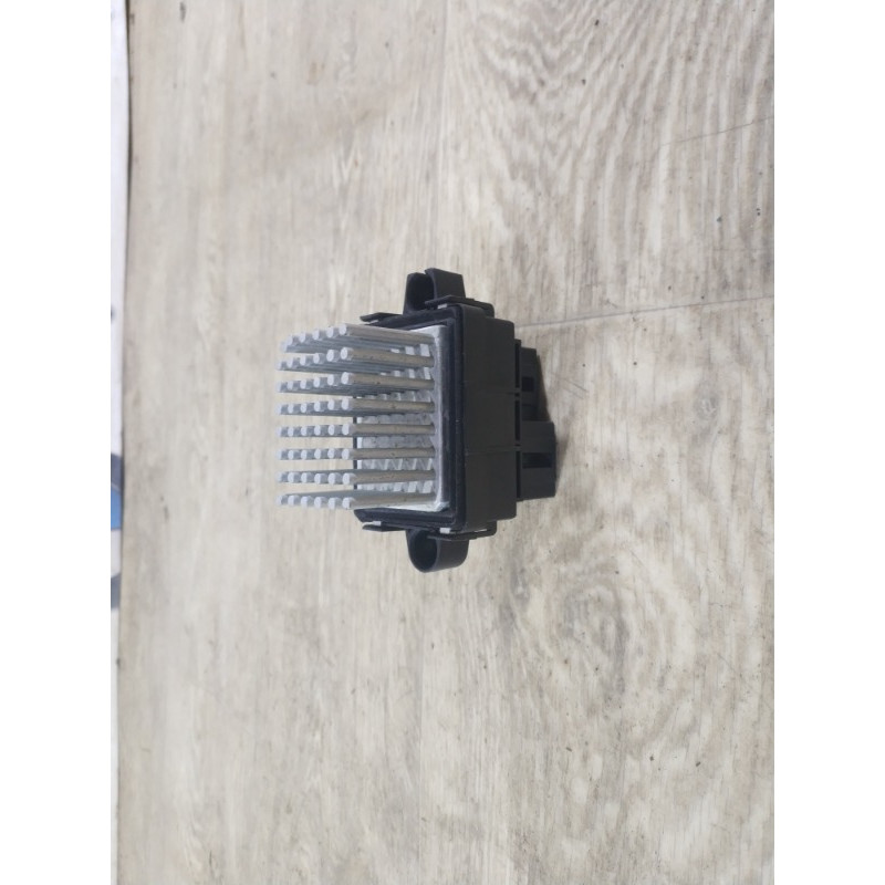 Резистор печки (отопление и кондиционирование) FORD Fusion MK5 2013 2.0 dg9h19e624aa