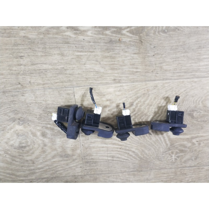 Концевик (электрика) Subaru Forester SJ 2016 2.5 83331AJ000