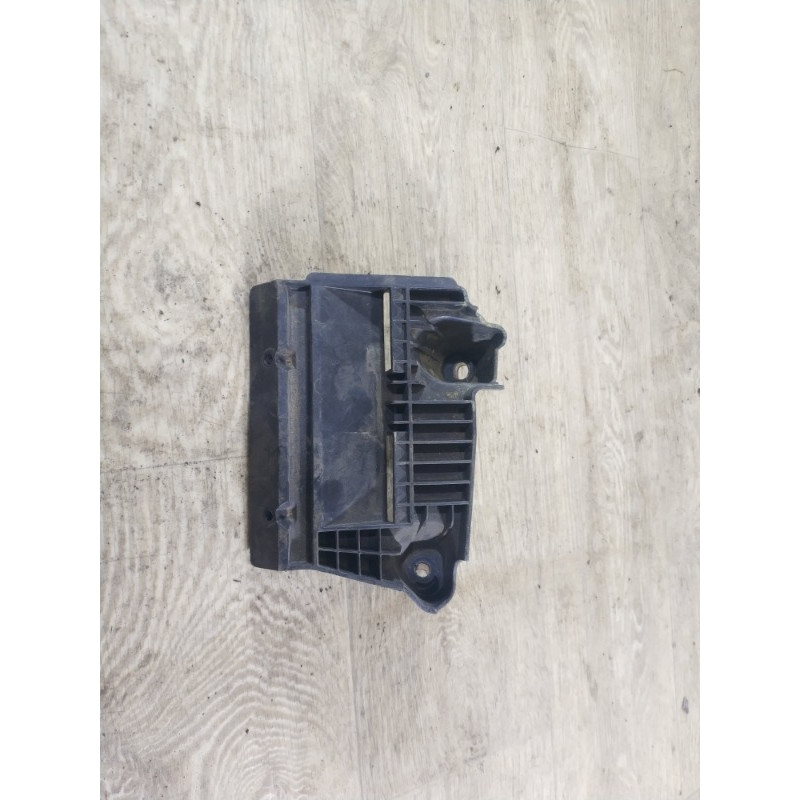 Крепление аккумулятора (кузов и элементы) FORD Fusion MK5 2013 2.0 dg9310663a