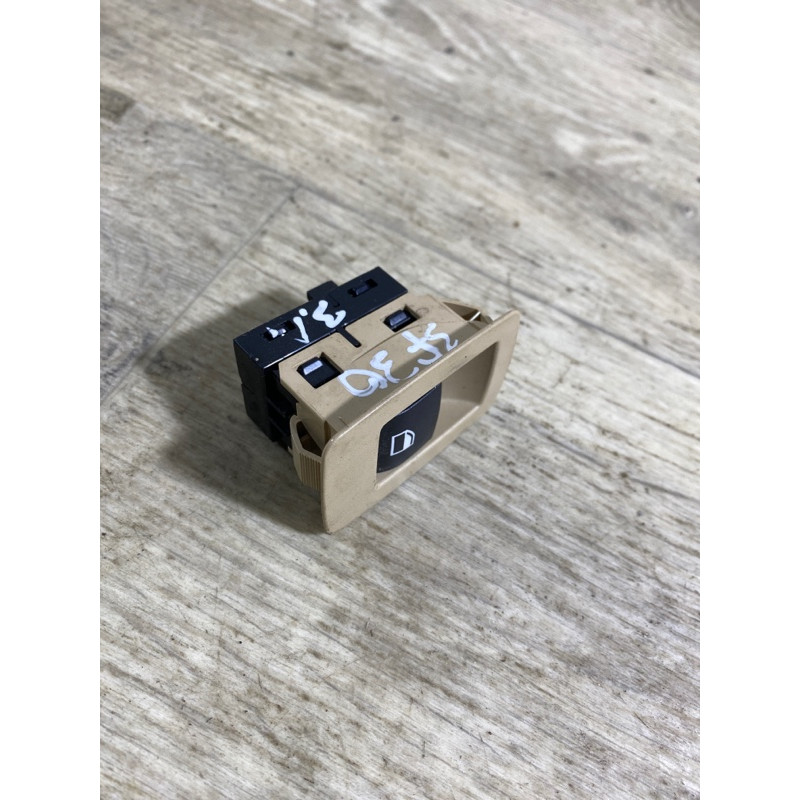 Кнопка склопідйомника (електрика / кнопки) BMW 3-series F30 2013 N26B20 61319241648