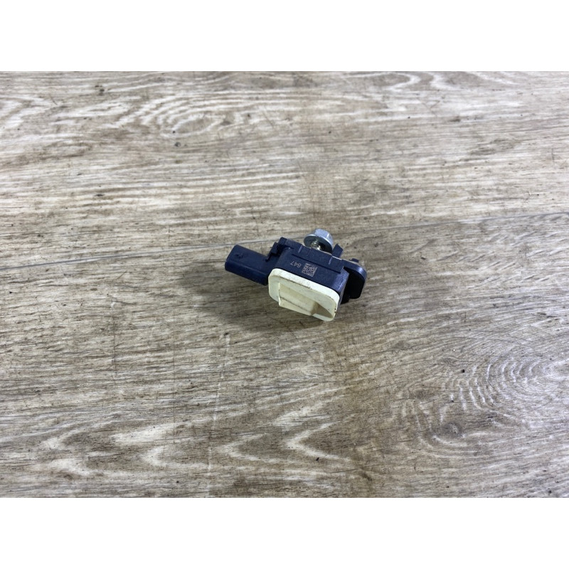 Датчик удара (электрика / датчики) BMW 3-series F30 2013 N26B20 65779217711