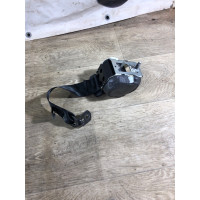 Ремень безопасности