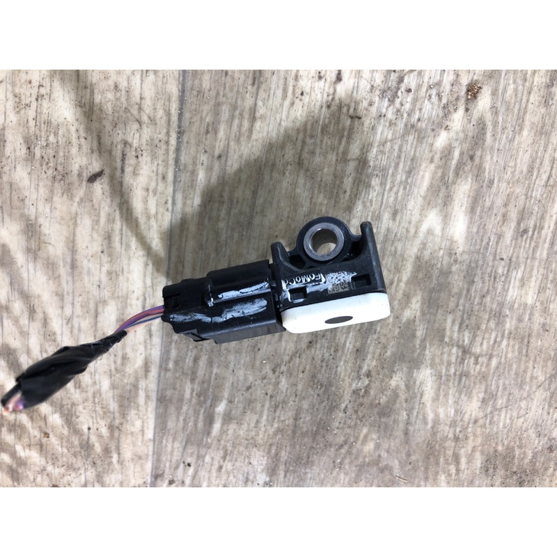 Датчик удара (электрика / датчики) FORD Fusion MK5 2013 2.0 Hybrid cm5t14b006aa