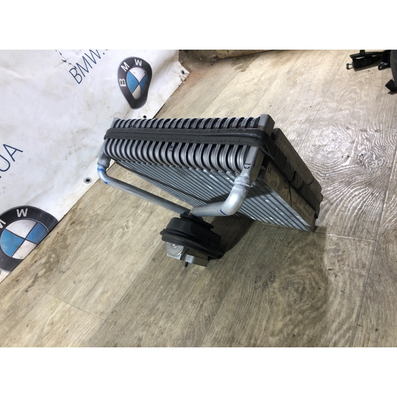 Испаритель кондиционера (отопление и кондиционирование) Volkswagen Passat B7 2013 2.5 561820103