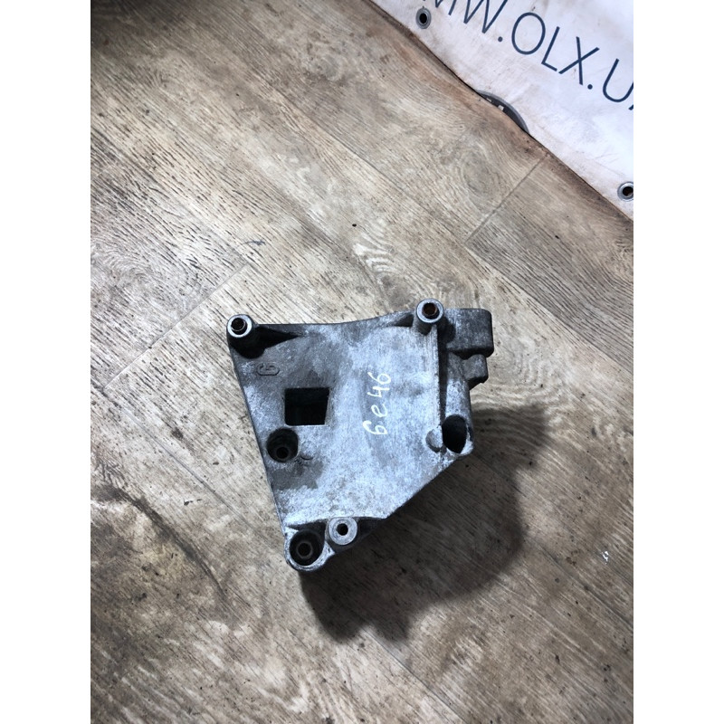 Кронштейн (двигатель и элементы) BMW 3-series E46 2001 M54B30 64551432237