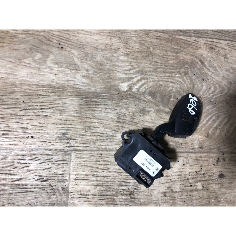 Переключатель дворников (электрика) BMW 5-series E60 2005 N52B25 61316924106