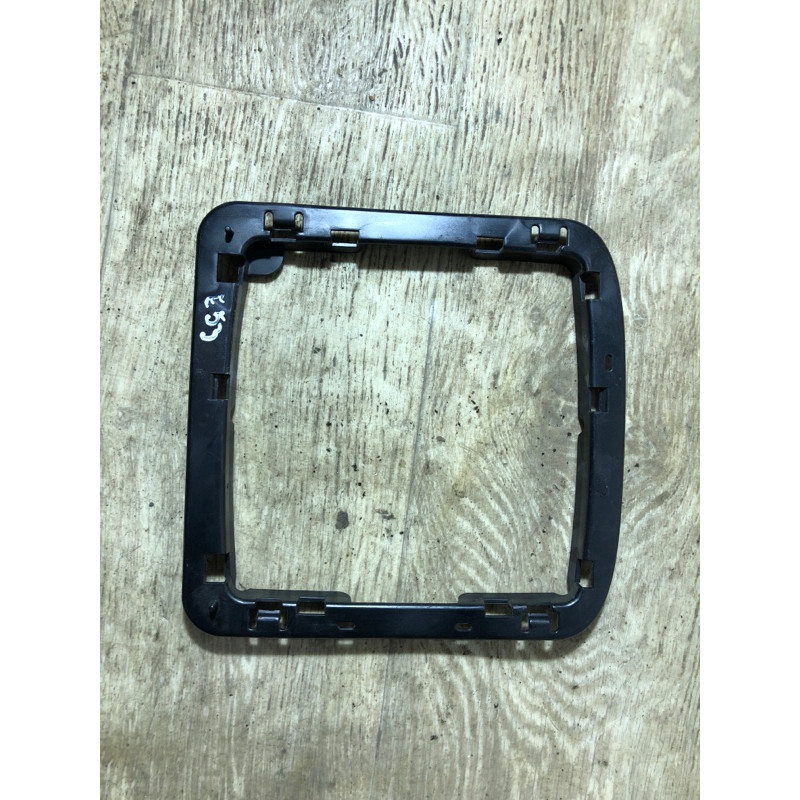 Кронштейн плафона салону (салон) BMW X5 E53 2003 M62B44 8258000