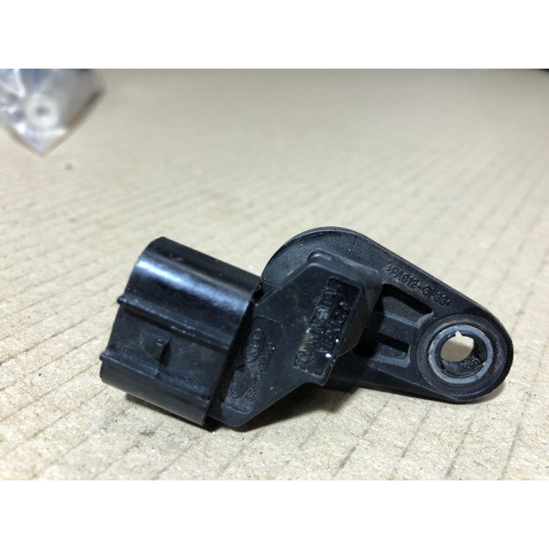 Датчик положения распредвала (электрика двигателя) KIA Sorento UM 2013 2.4 3935025010