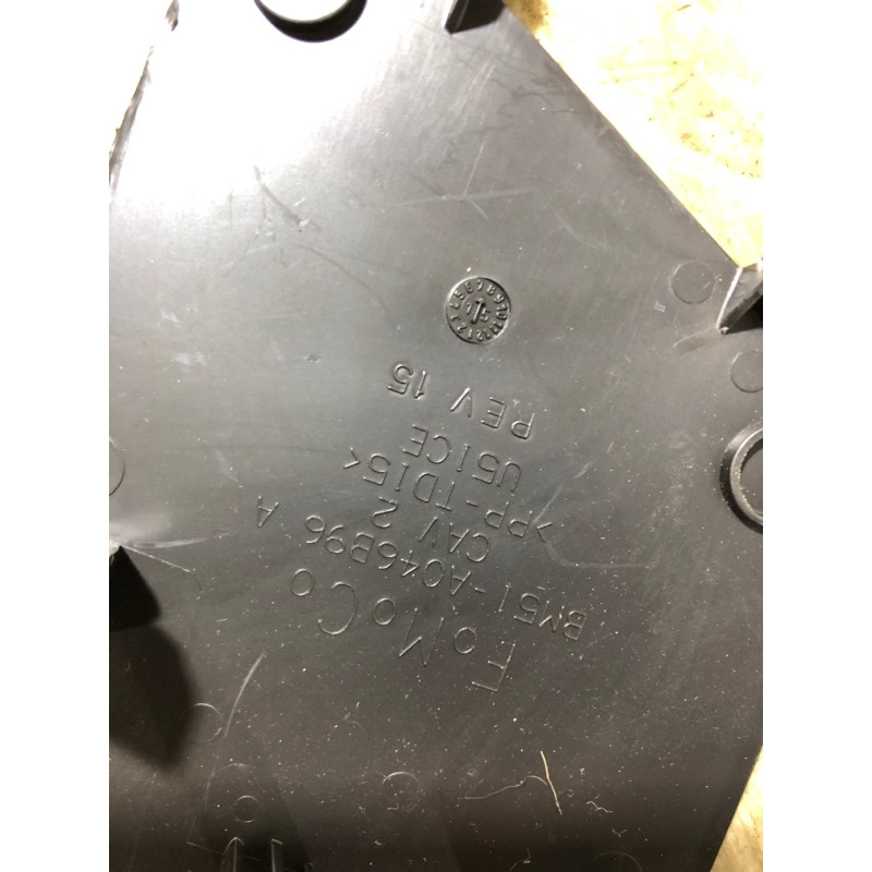 Заглушка центральной консоли (салон) FORD Focus MK3 2015 2.0 bm51a046b96a