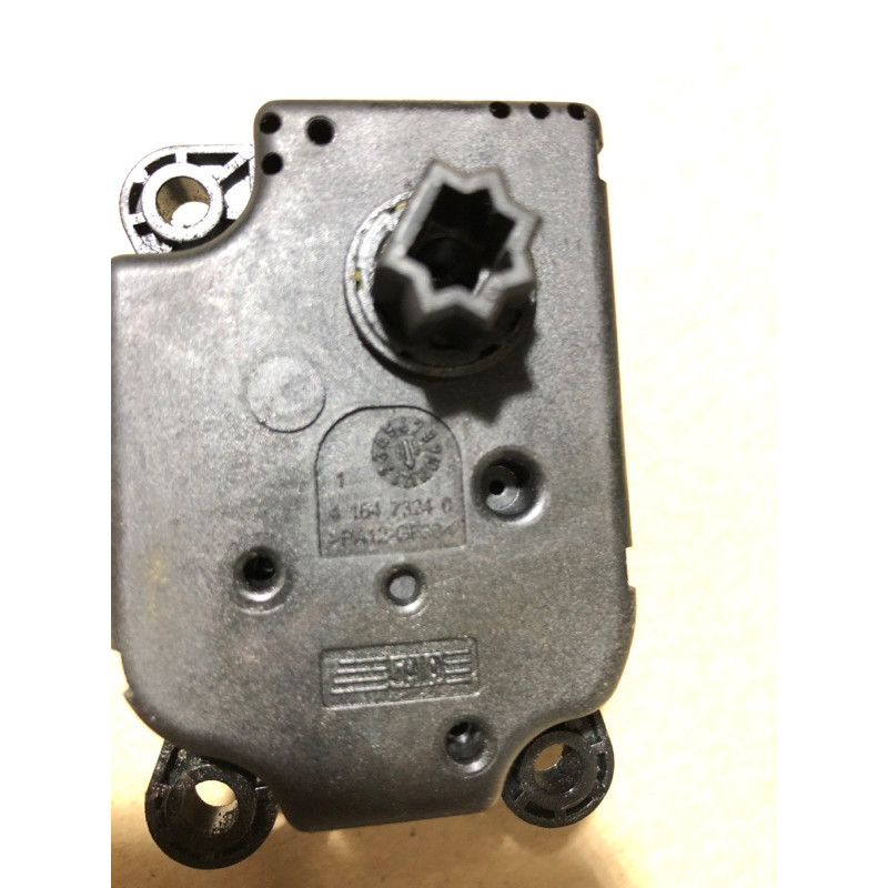 Привод заслонки отопителя (отопление и кондиционирование) FORD Focus MK3 2014 2.0 AV6Z-19E616-A