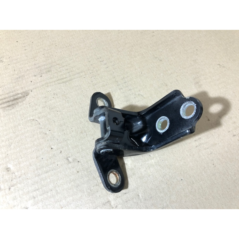 Петля дверей (кузов і елементи) Hyundai Sonata LF 2015 2.4 793102E000